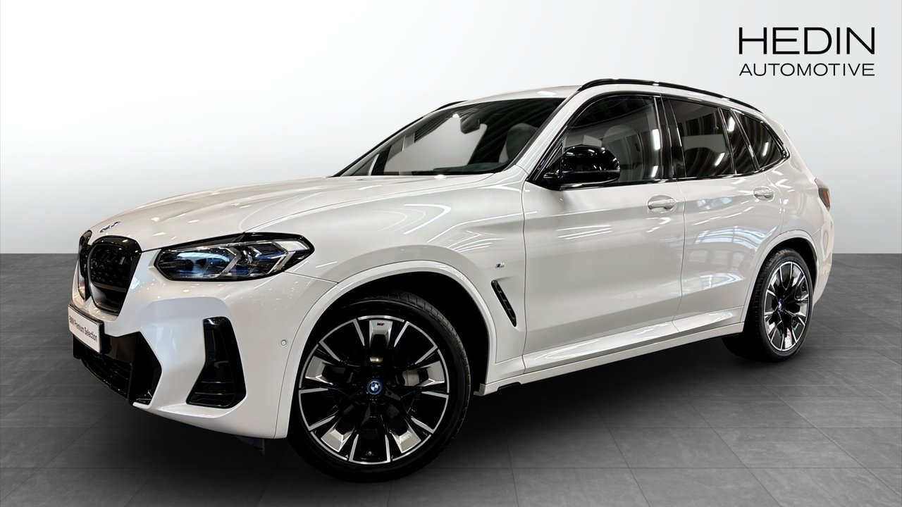 BMW iX3