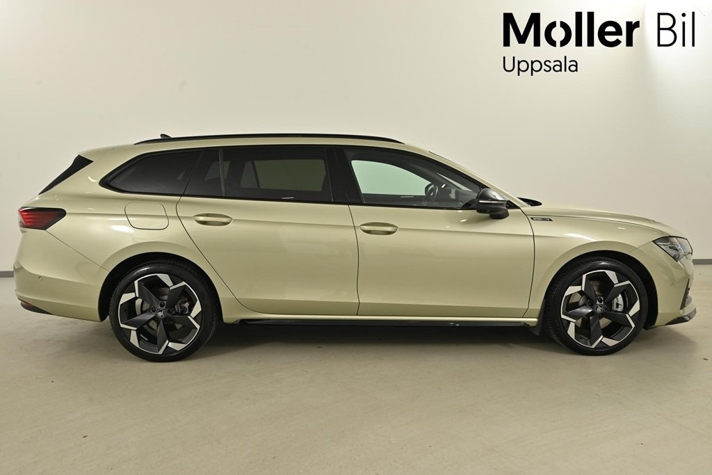 Skoda Superb Sportline 2026, bild 5/13