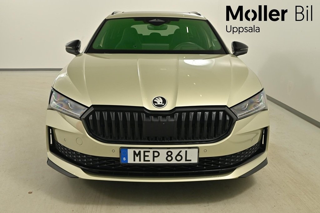 Skoda Superb Sportline 2026, bild 3/13