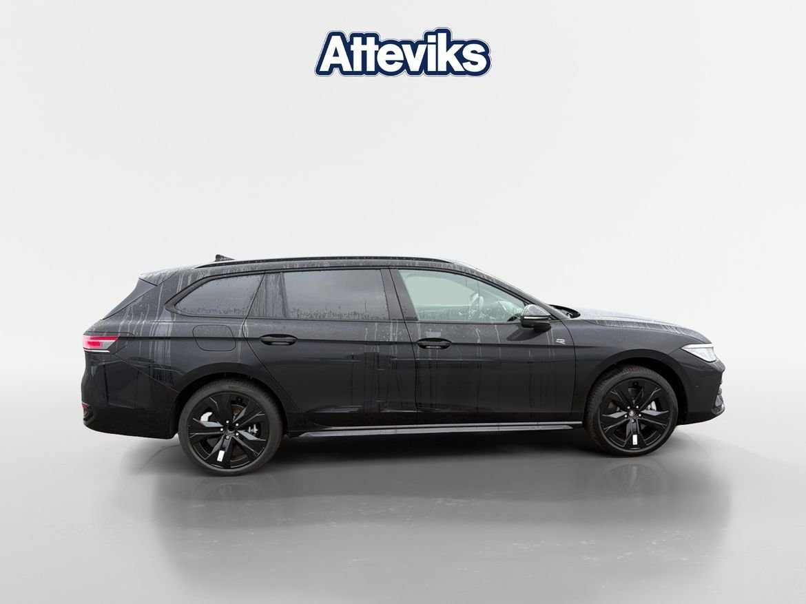 Volkswagen Passat 1.5 eHybrid R-Line 2027, bild 2/10