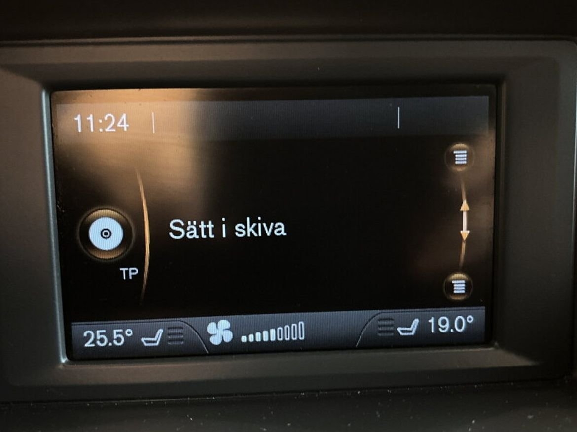 Volvo V70 Kinetic 2013, photo 16/17