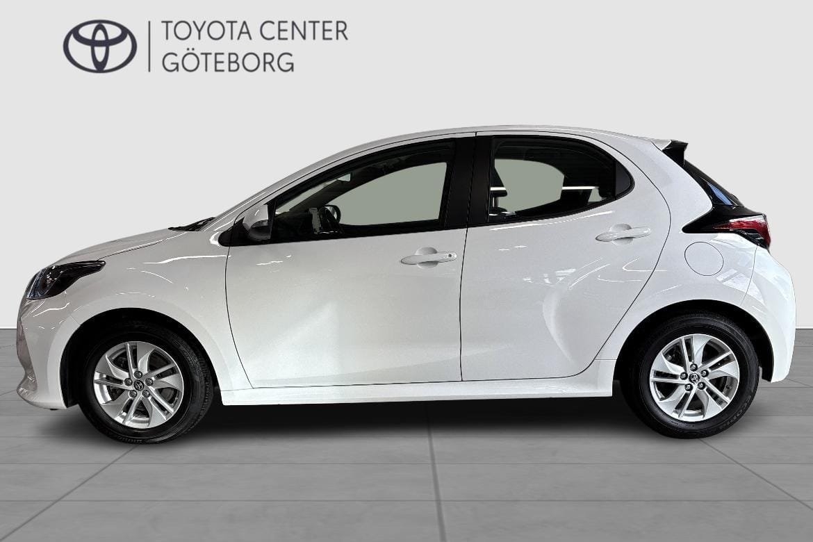 Toyota Yaris 1.5 Hybrid 116 Active 2023, bild 5/10