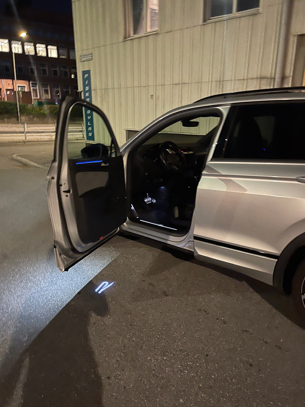 Volkswagen Tiguan R 2022, bild 5/6