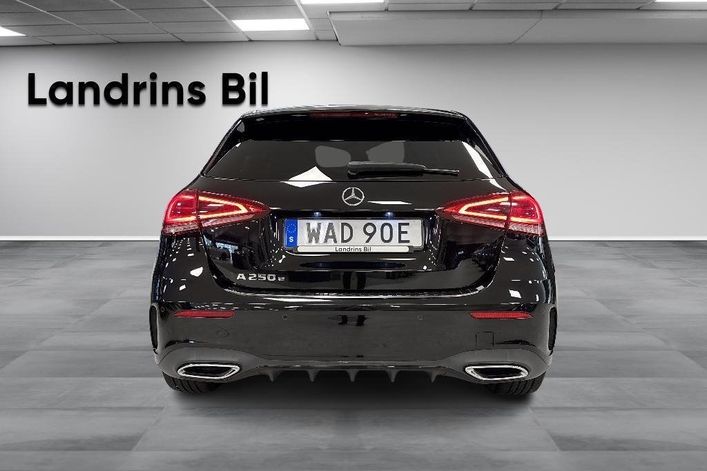 Mercedes-Benz A 250 e AMG 2023, bild 5/10
