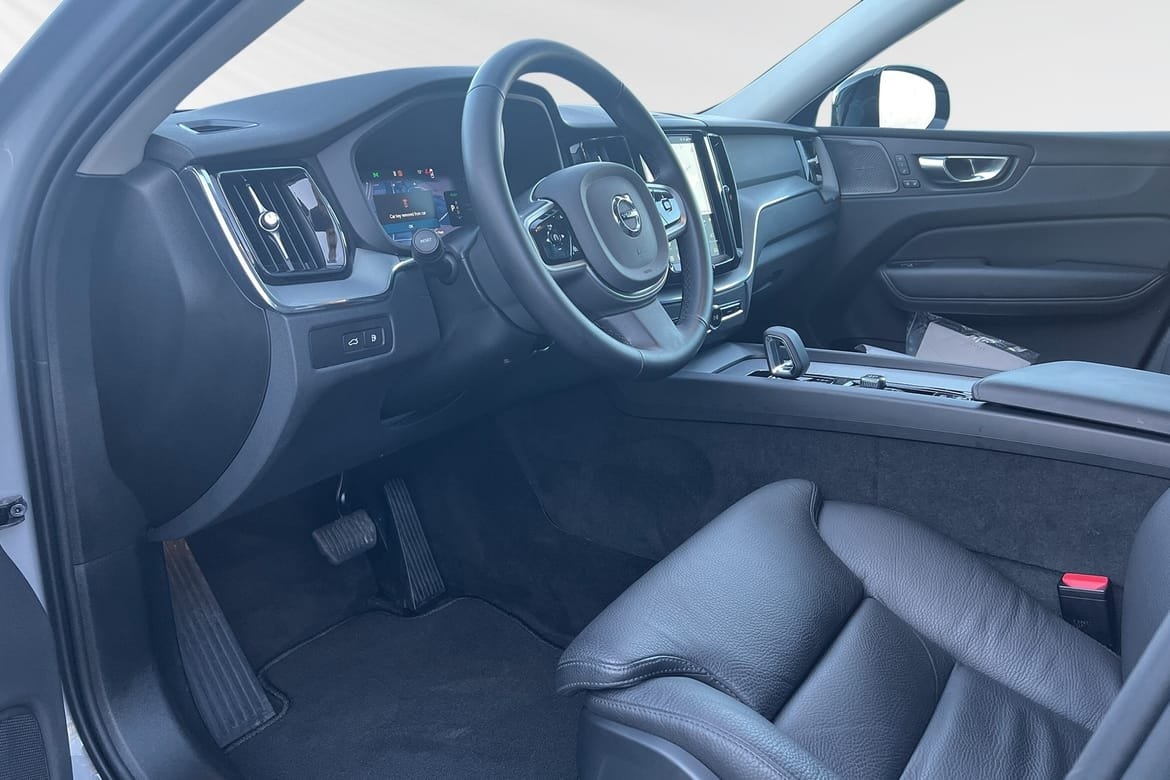 Volvo XC60 T6 Plus Dark Nordic 2025, bild 7/10