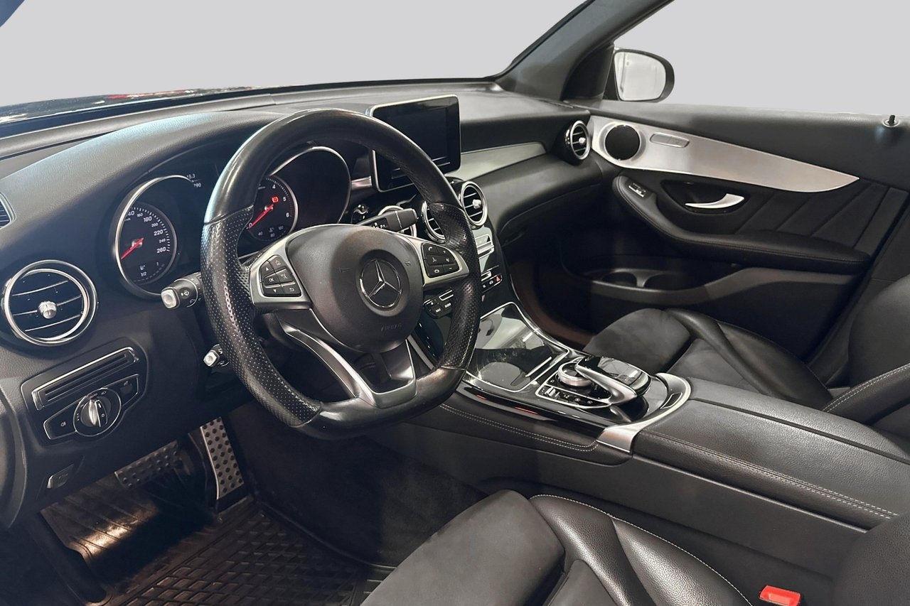 Mercedes-Benz GLC 220 d AMG Line 2018, bild 7/10