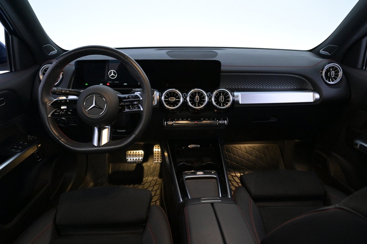 Mercedes-Benz EQB 250+ AMG 2025, bild 6/10