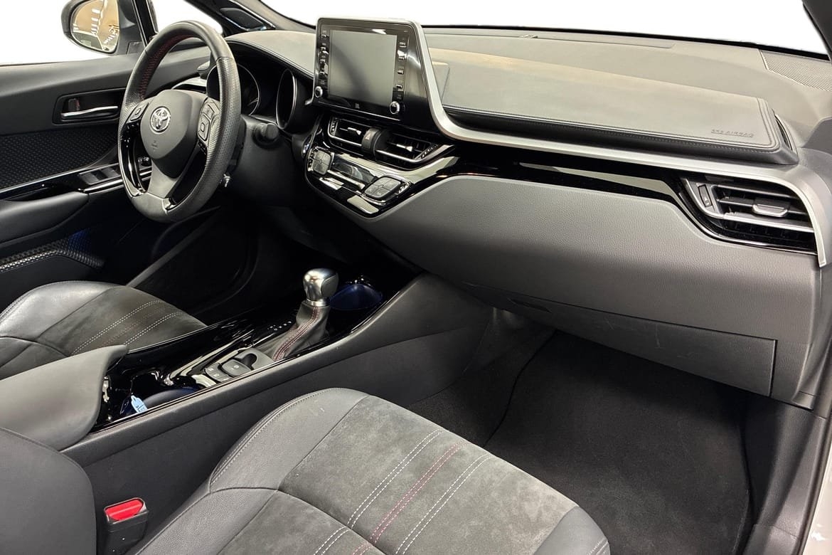 Toyota C-HR 2.0 Hybrid GR Sport 2021, kuva 6/10
