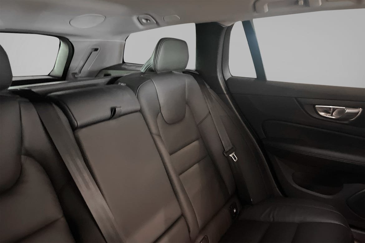 Volvo V60 T6 Plus Dark 2025, photo 10/10