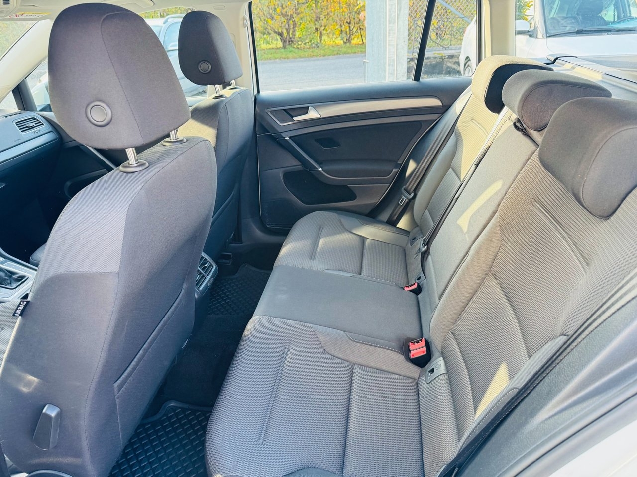 Volkswagen Golf 1.5 TGI 2020, bild 7/10