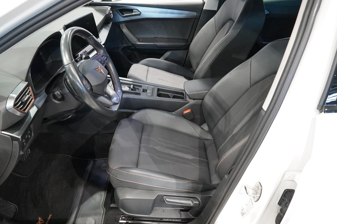 Cupra Leon 1.5 eTSI 2023, bild 4/9