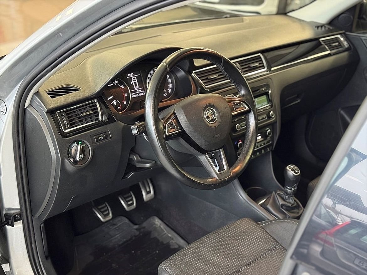 Skoda Rapid 1.2 TSI 2014, bild 7/10