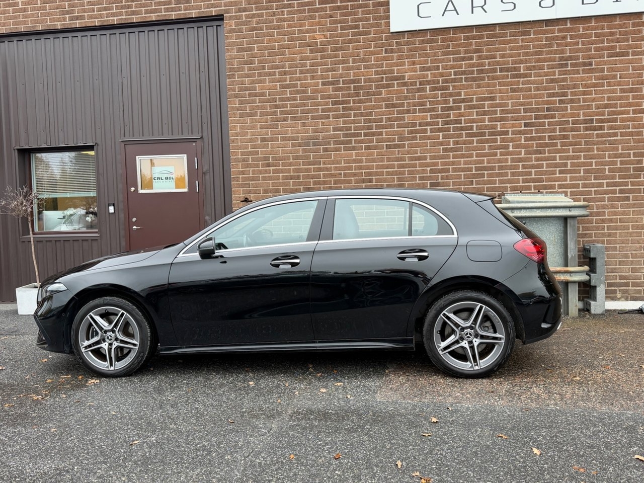 Mercedes-Benz A 250 e 2024, bild 2/22