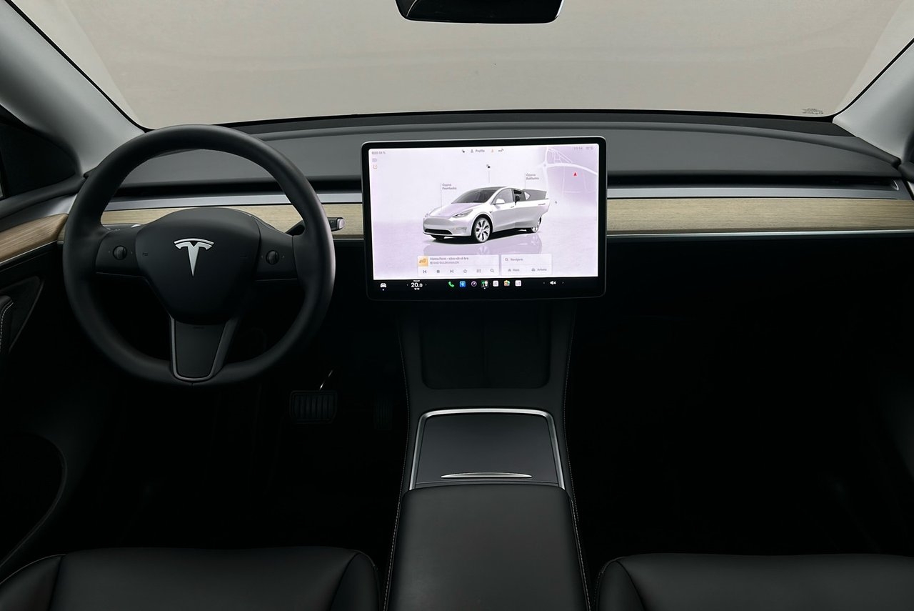 Tesla Model Y 2023, bild 6/10