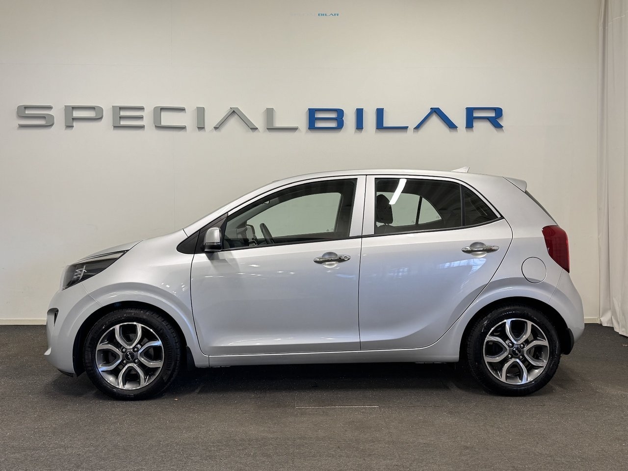Kia Picanto 1.0 2023, bild 2/10