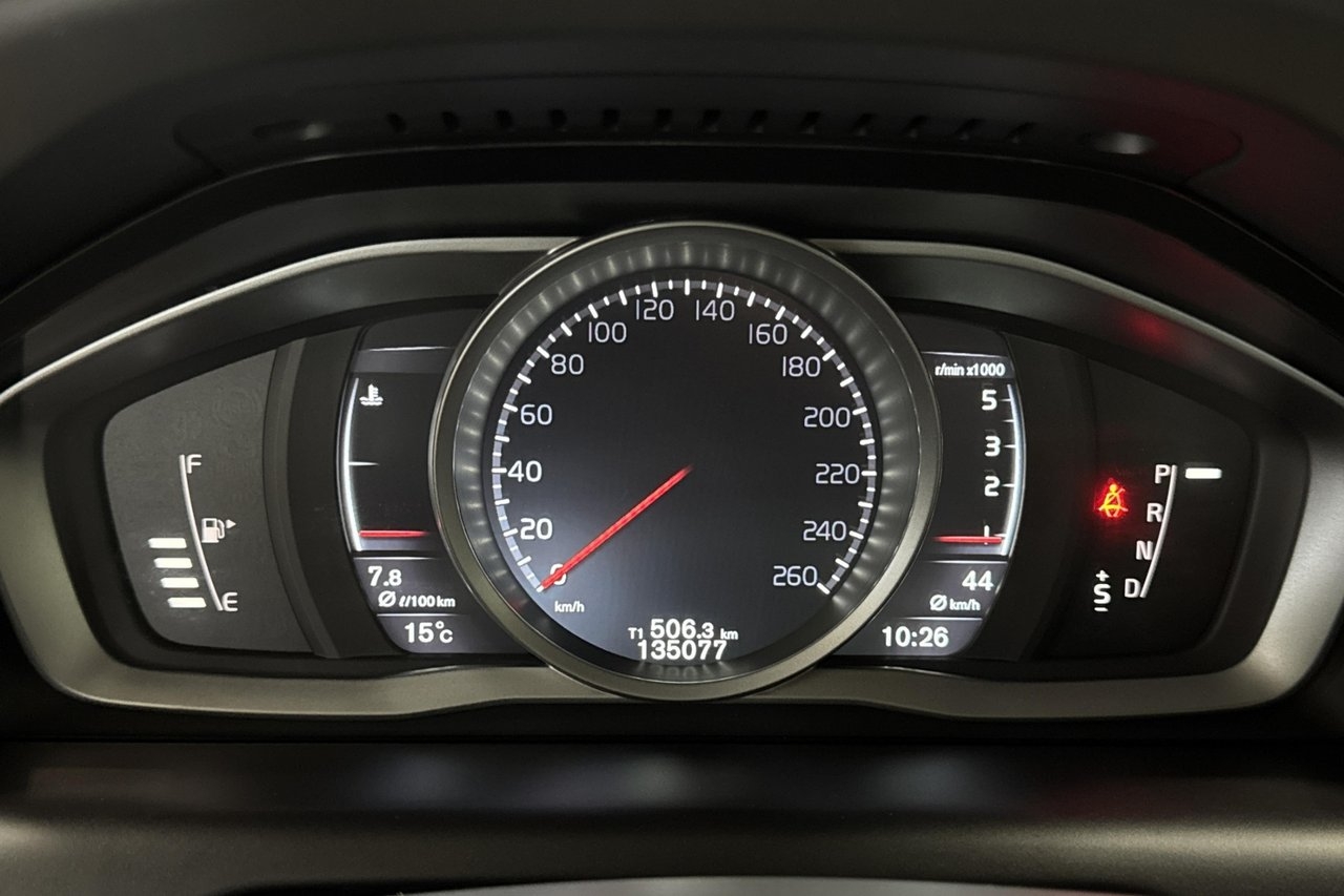 Volvo XC60 D4 Momentum Business Edition 2016, bild 7/10