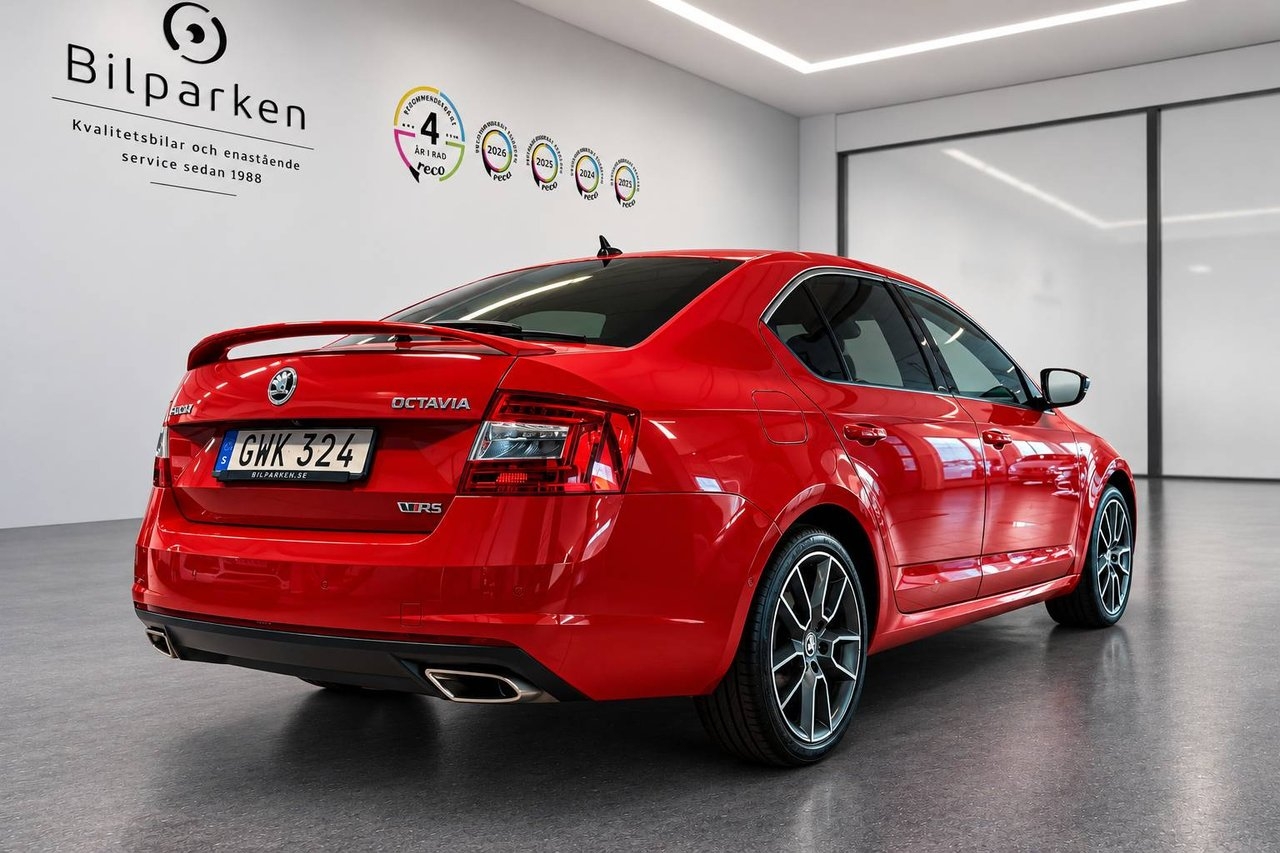 Skoda Octavia RS 220 2016, bild 2/10