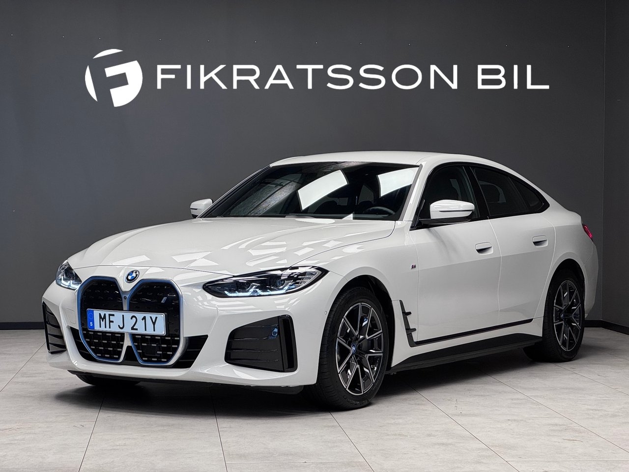 BMW i4 40