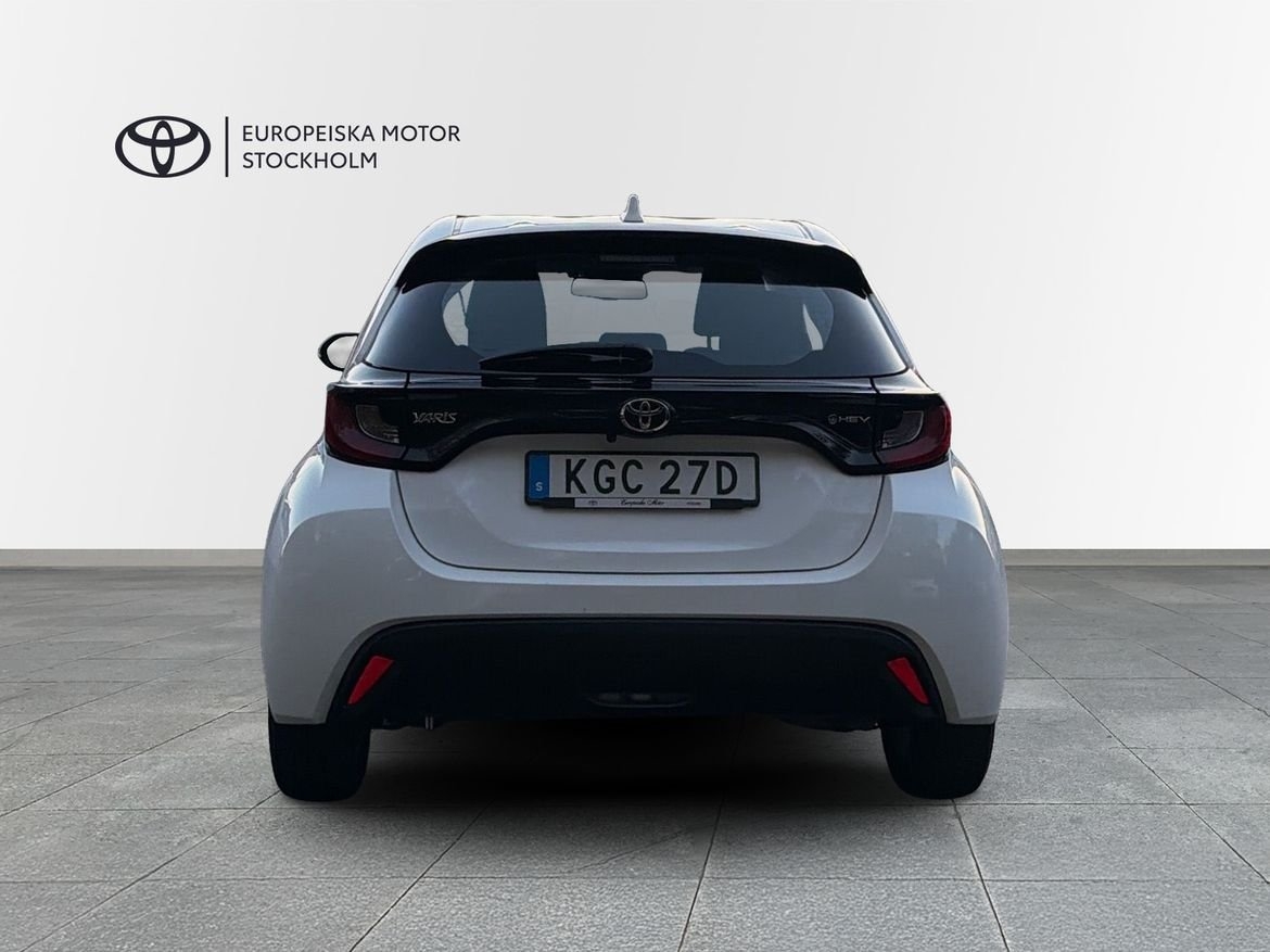 Toyota Yaris 1.5 Hybrid 116 Active 2025, bild 4/10