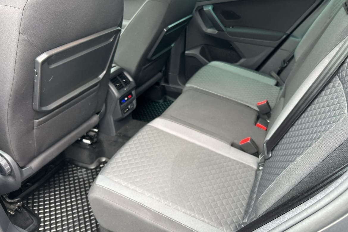 Volkswagen Tiguan 2.0 TSI 2020, kuva 7/10