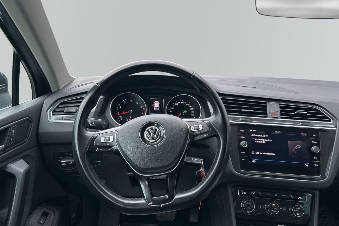 Volkswagen Tiguan 2.0 TSI 2020, bild 9/10