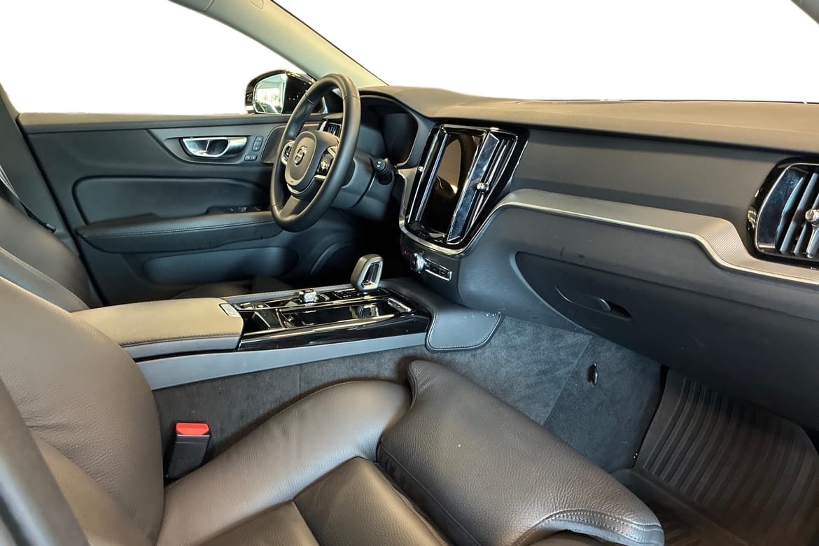 Volvo V60 T6 Plus Dark Nordic 2025, kuva 7/10