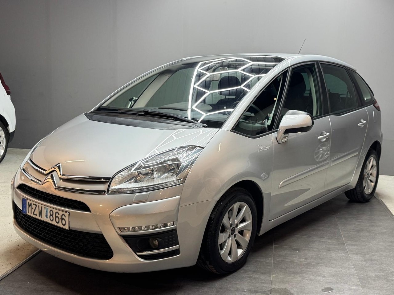 Citroen C4 Picasso e-HDi 110 FAP EGS 2012, bild 3/10
