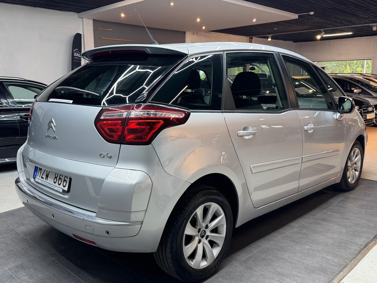 Citroen C4 Picasso e-HDi 110 FAP EGS 2012, bild 5/10