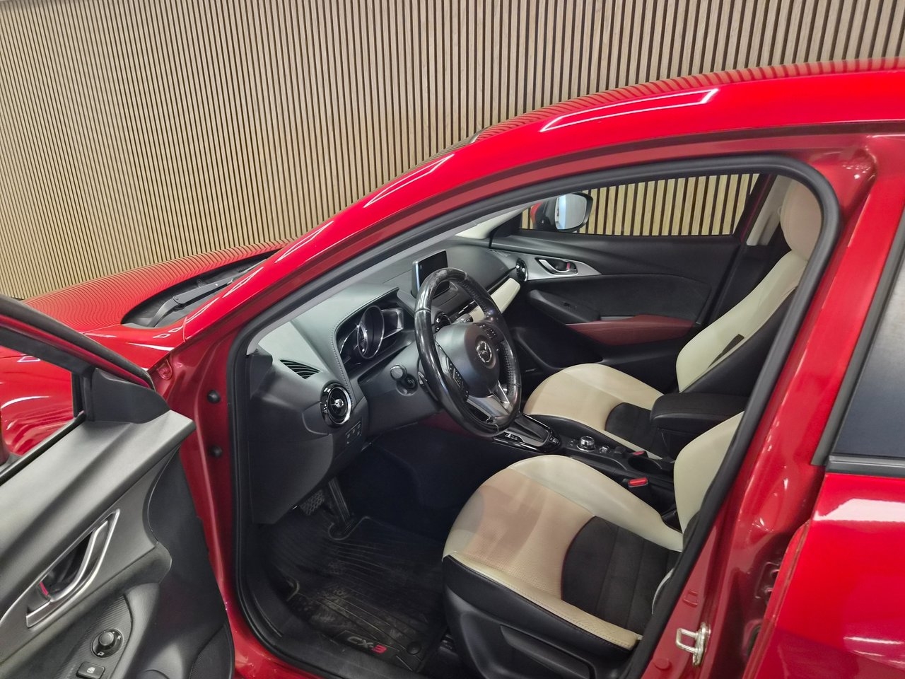 Mazda CX-3 2015, bild 7/10