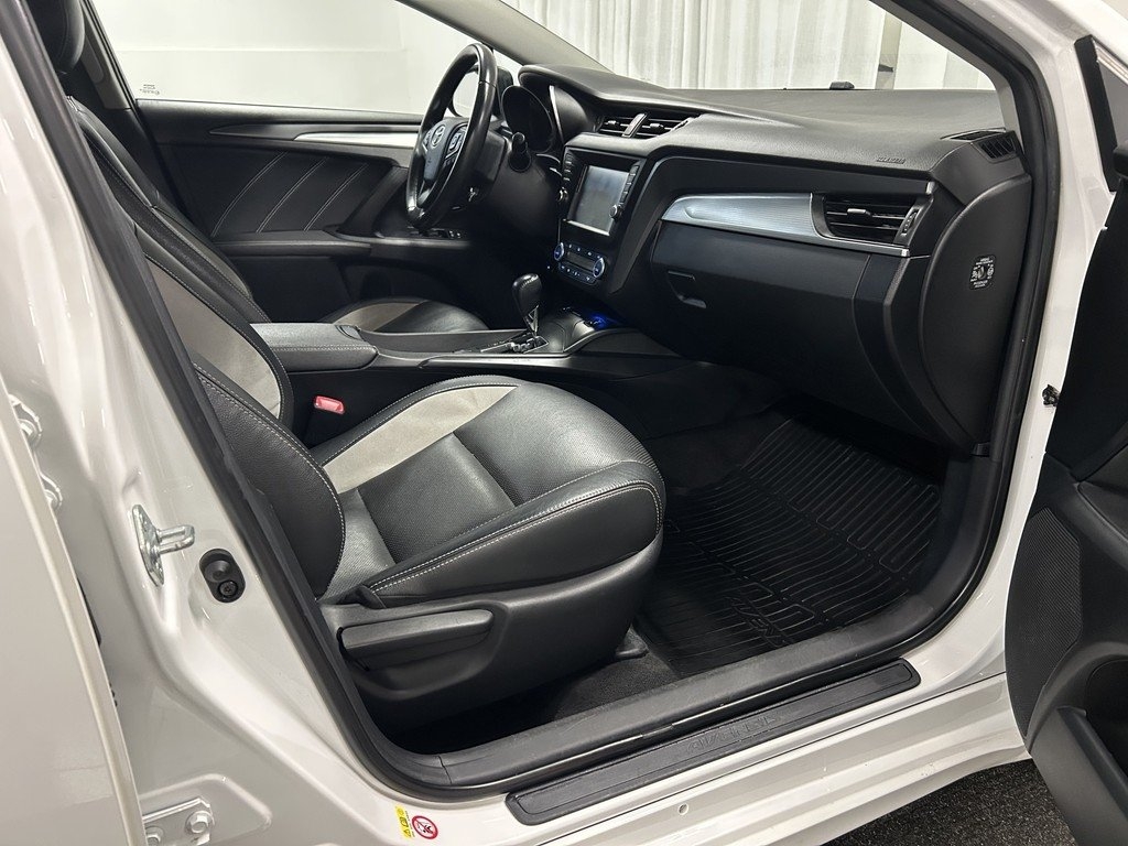 Toyota Avensis Active 2017, bild 7/10