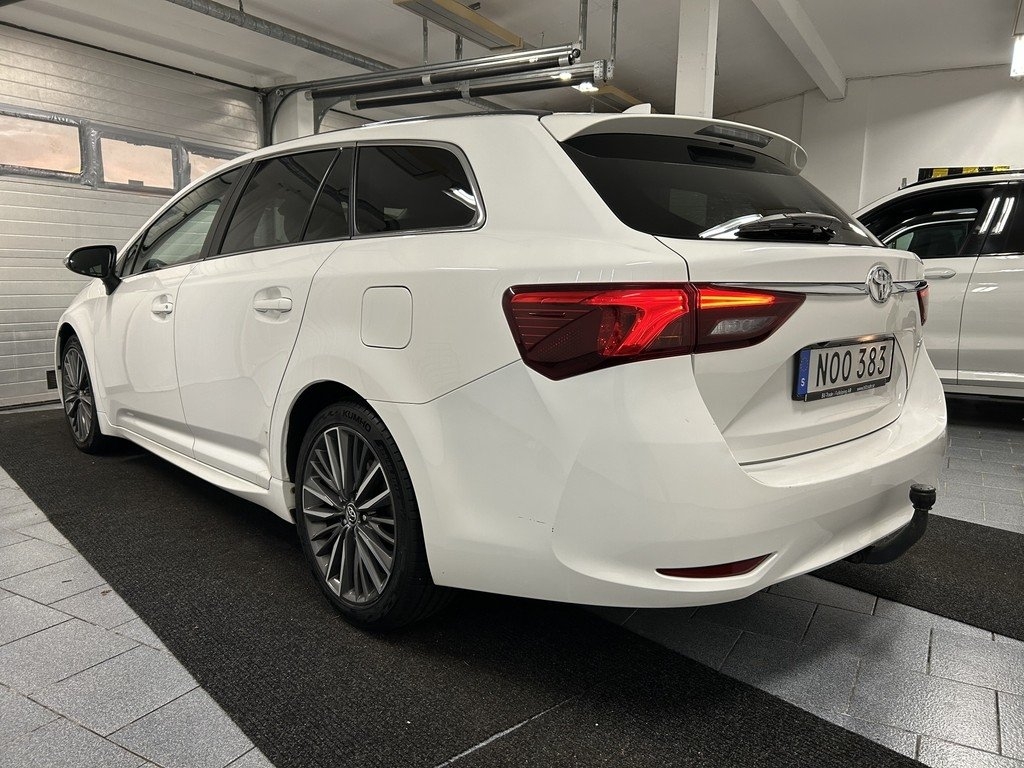 Toyota Avensis Active 2017, bild 4/10