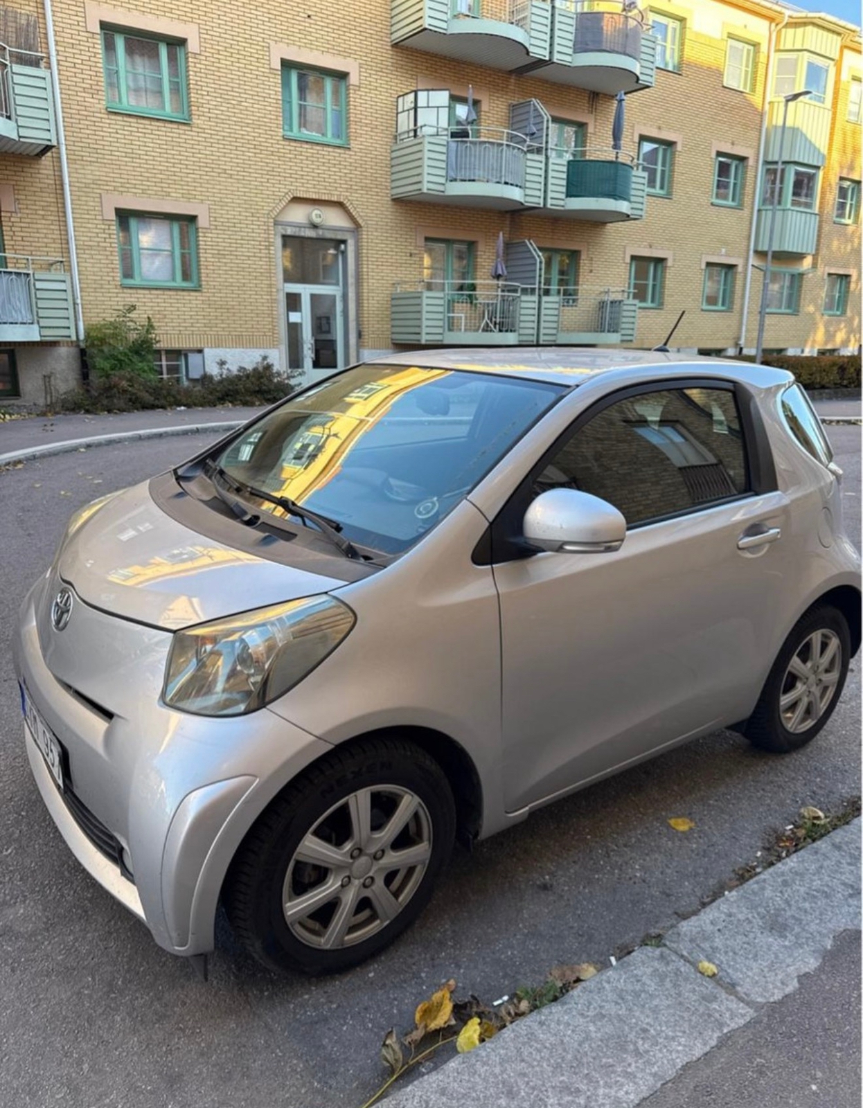 Toyota iQ 1.0 2009, photo 4/6