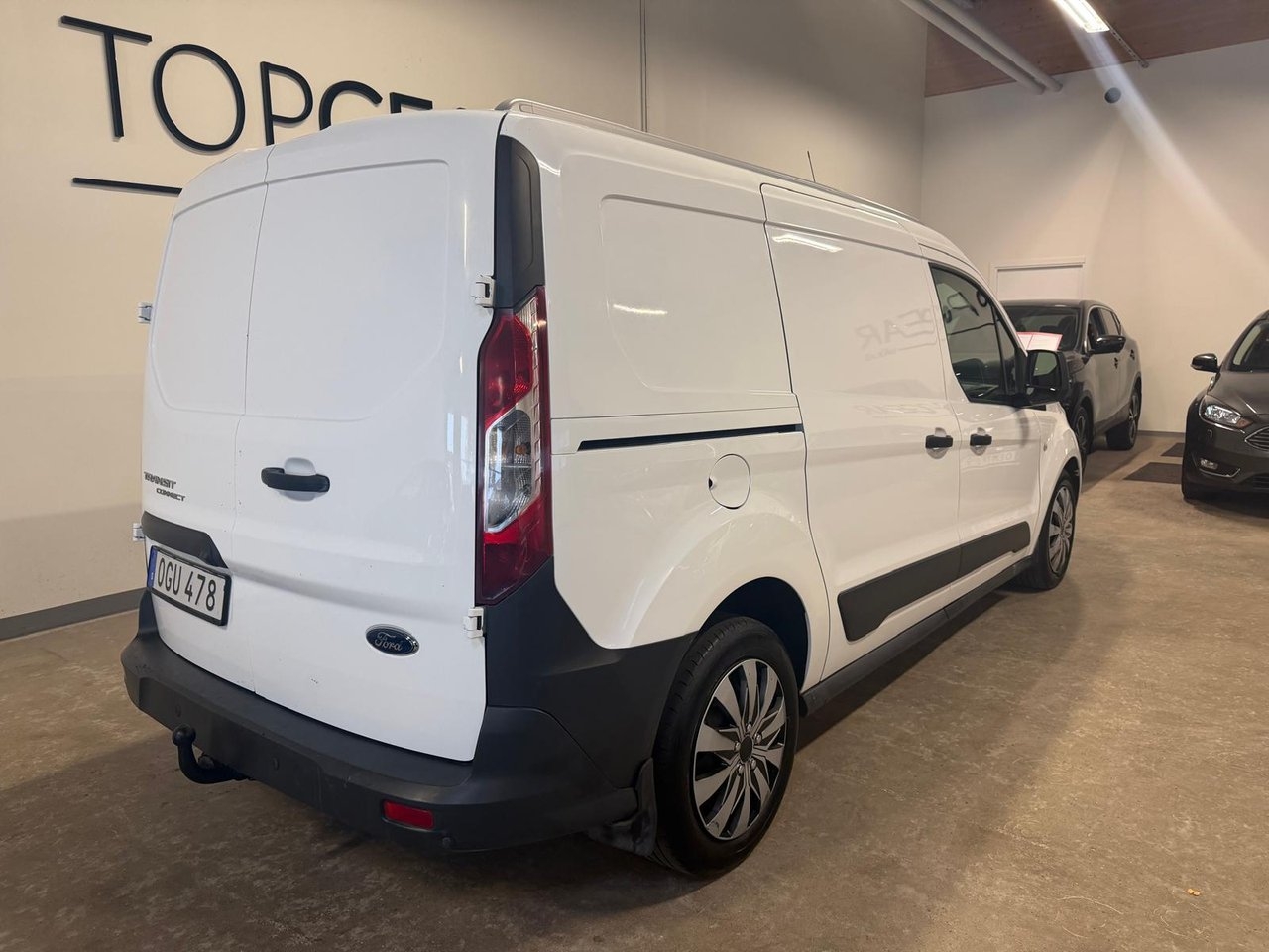 Ford Transit Connect 2017, photo 6/10