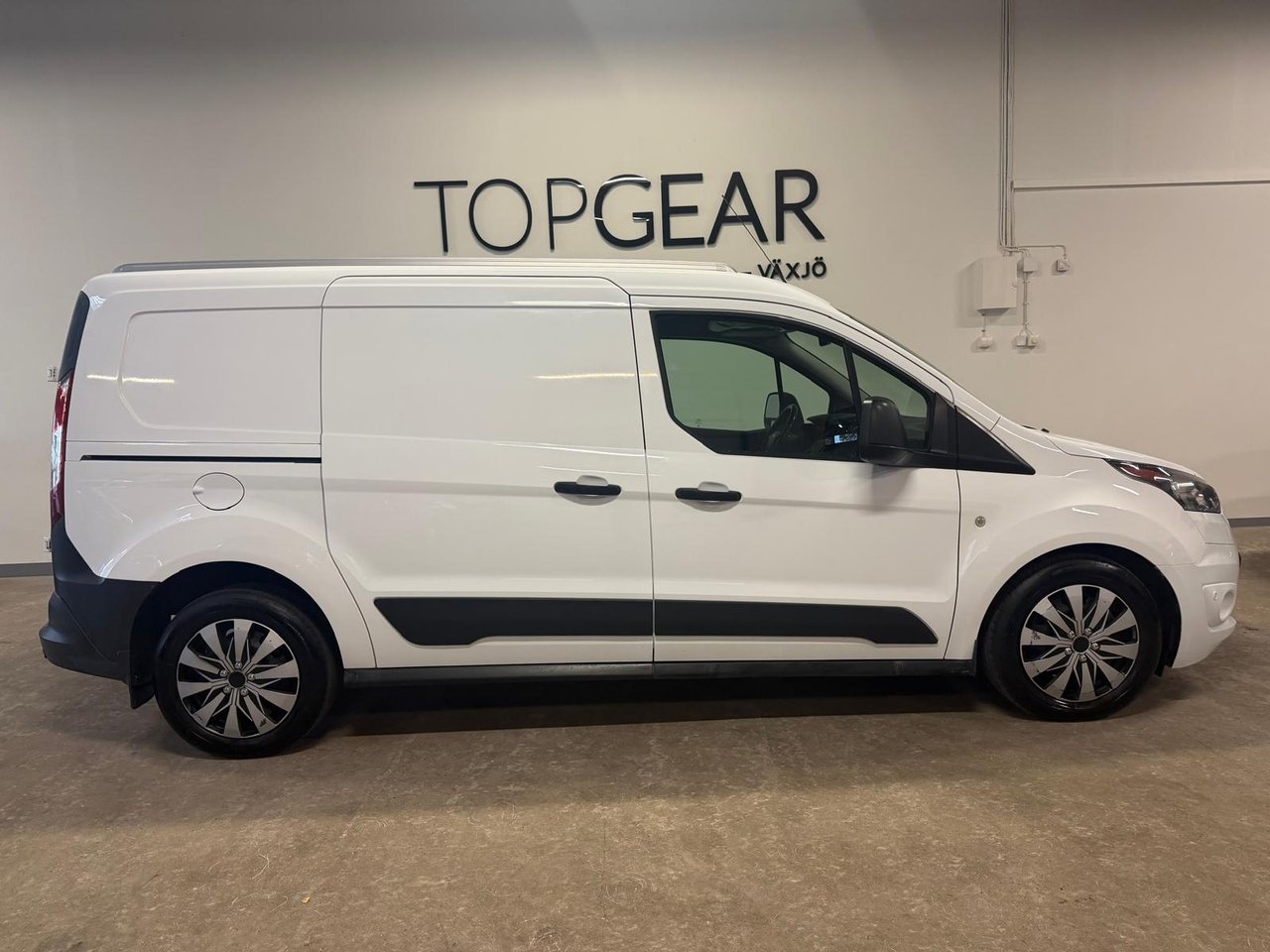 Ford Transit Connect 2017, photo 7/10