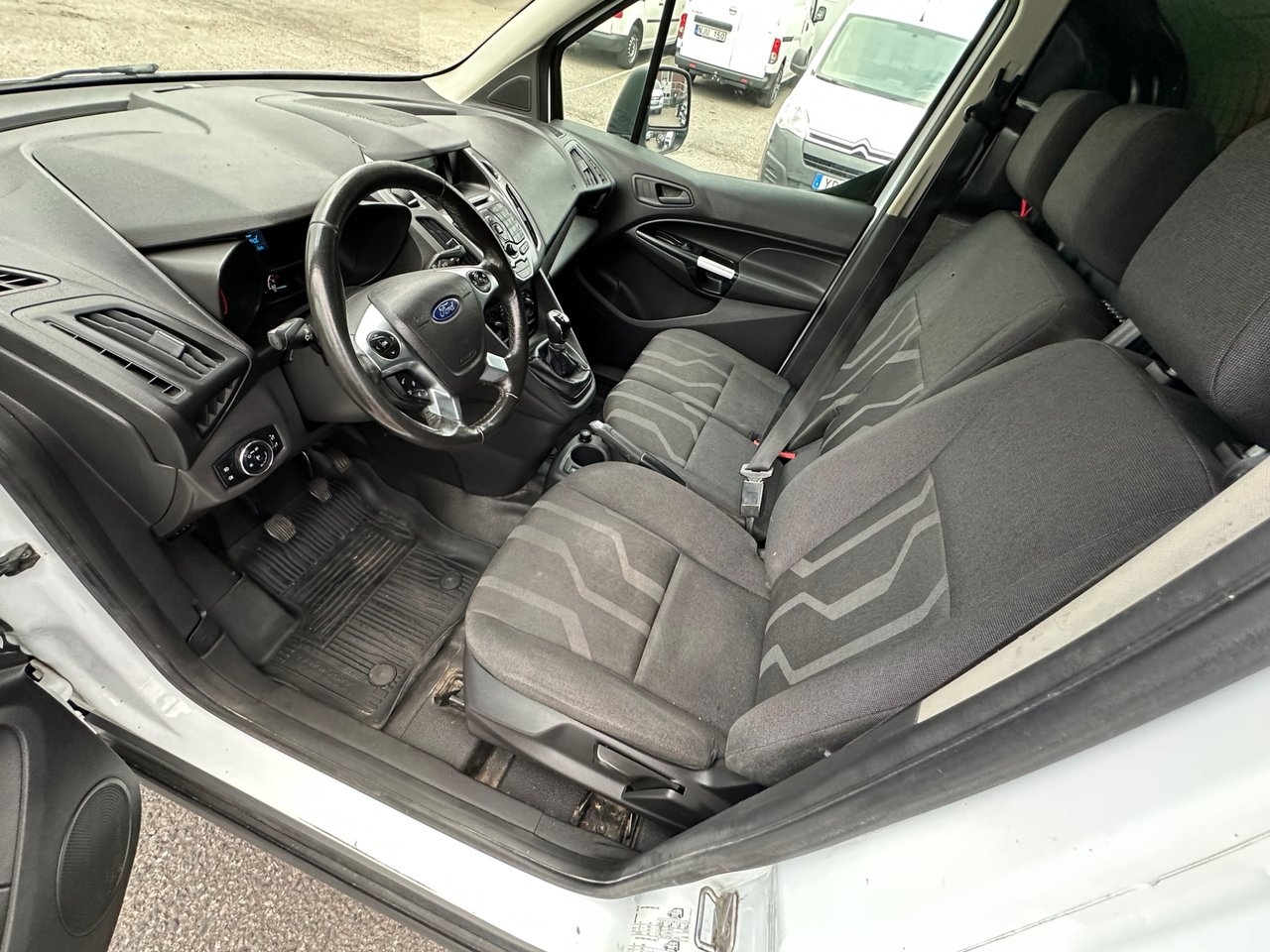 Ford Transit Connect 2017, bild 8/8