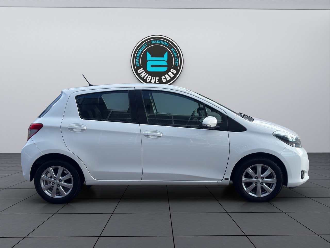 Toyota Yaris 1.33 2013, bild 2/10