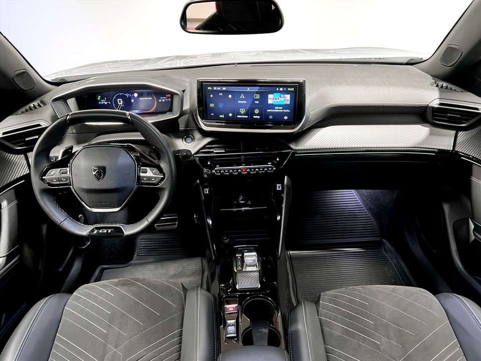 Peugeot 2008 1.2 PureTech 130 GT 2025, bild 6/10