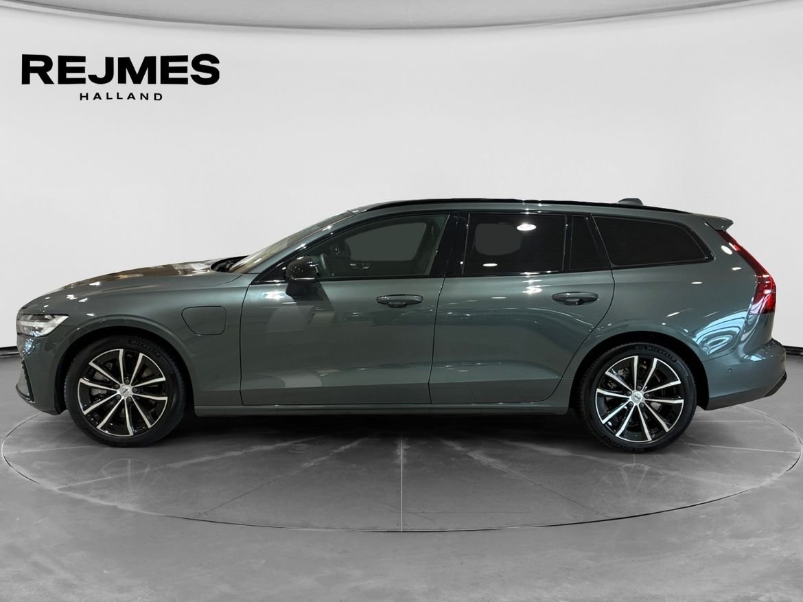 Volvo V60 T6 Plus Dark Nordic 2026, bild 3/10