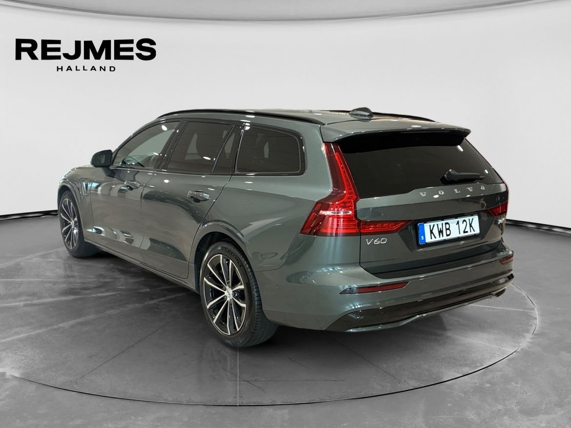 Volvo V60 T6 Plus Dark Nordic 2026, bild 2/10
