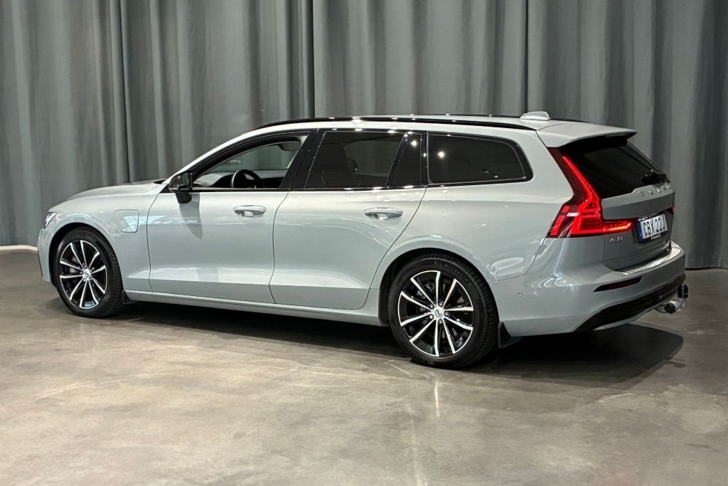 Volvo V60 T6 Plus Dark Nordic 2025, bild 5/19