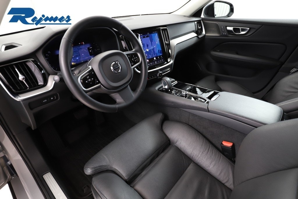 Volvo V60 Plus Dark Nordic 2025, bild 5/10