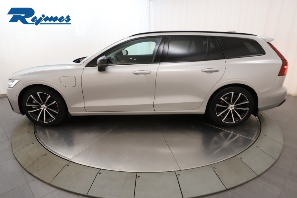 Volvo V60 Plus Dark Nordic 2025, bild 3/10