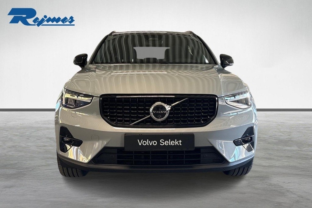 Volvo XC40 B3 Plus Dark 2025, bild 3/10