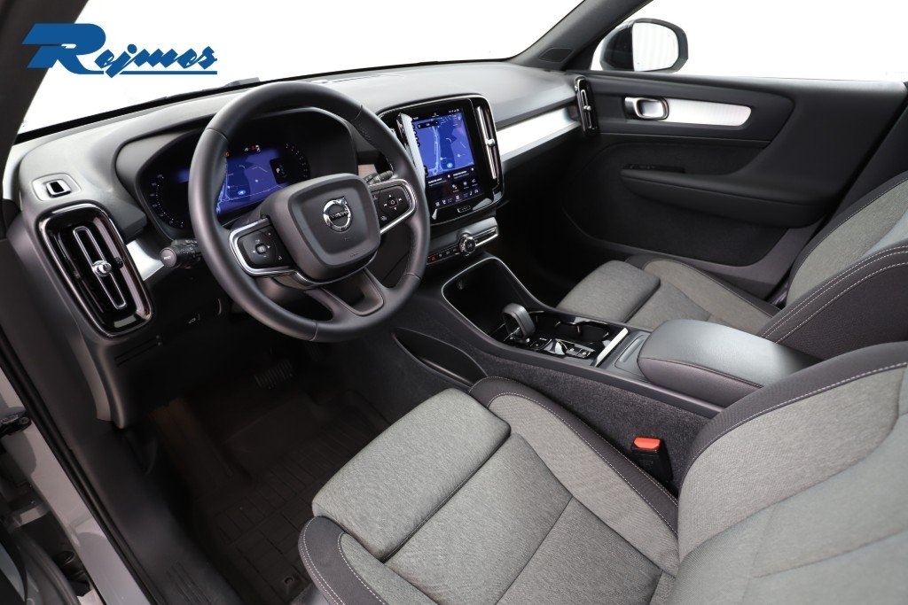Volvo XC40 B3 Plus Dark 2025, bild 5/10