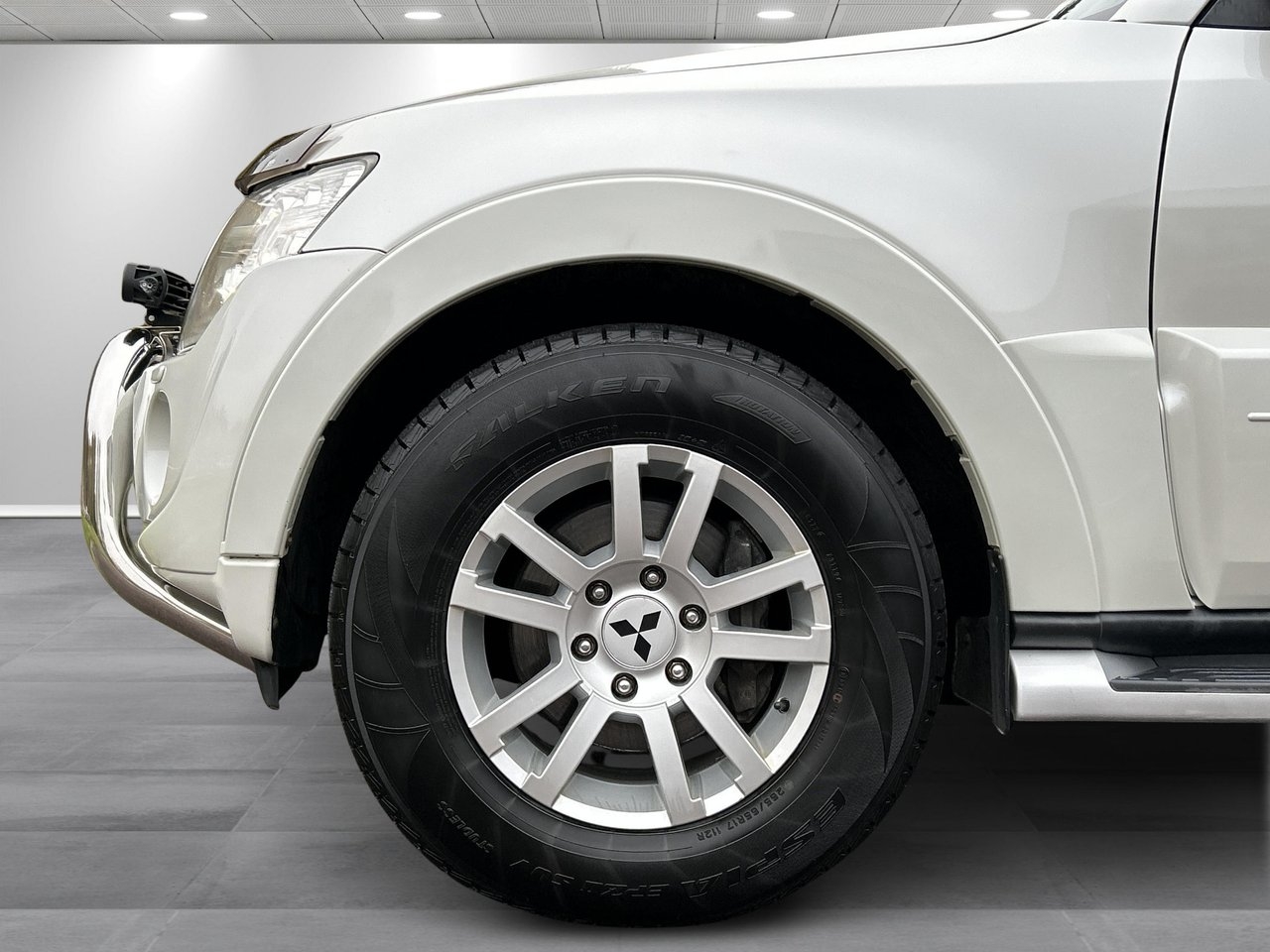 Mitsubishi Pajero 3.2 DI-D 2014, bild 7/10