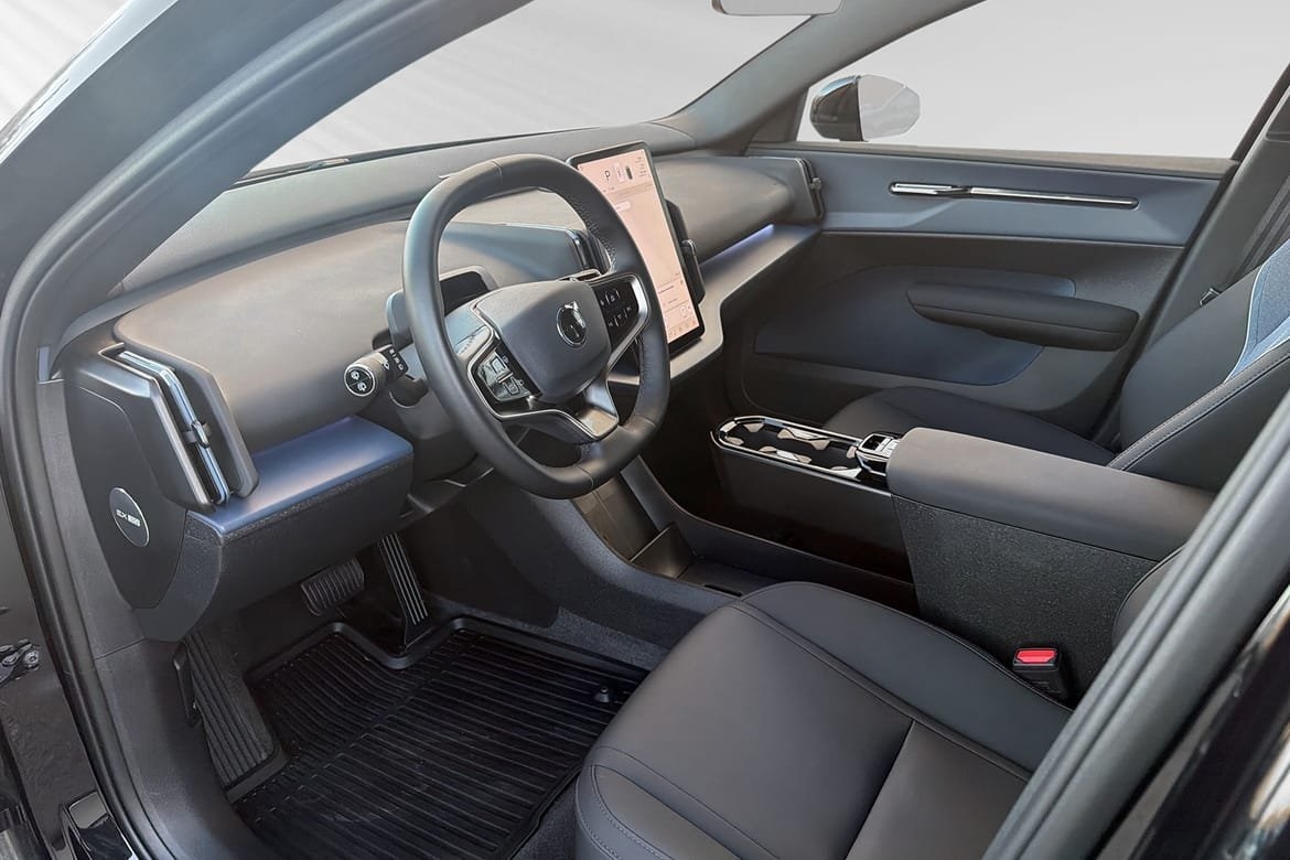 Volvo EX30 Extended Range Plus 2026, bild 7/10