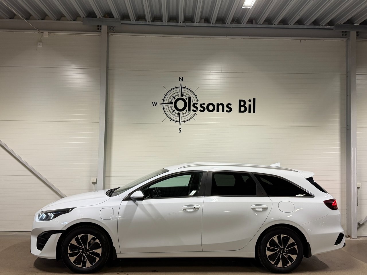 Kia Ceed 1.6 GDI 2022, bild 3/10