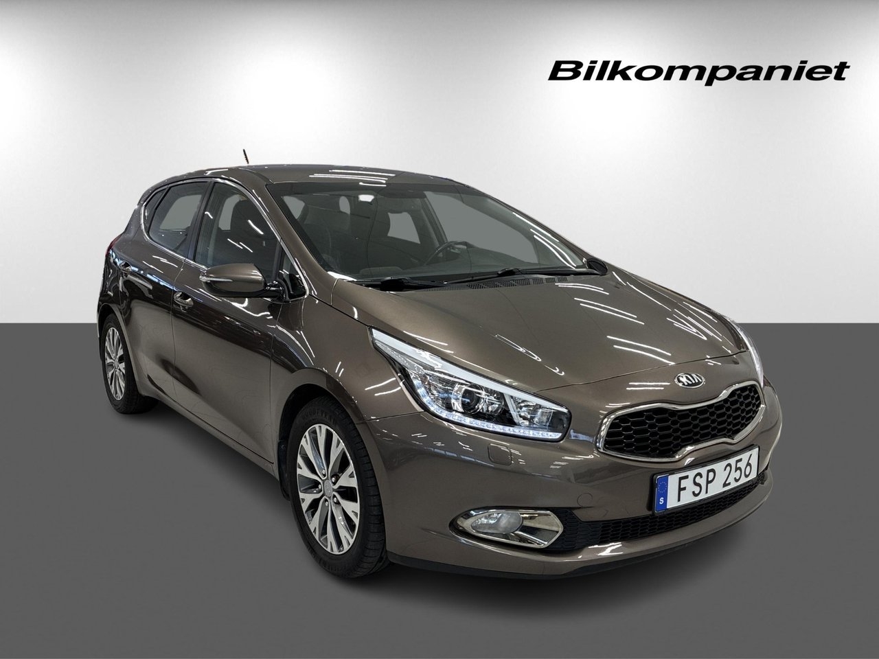 Kia Ceed 2015, bild 3/24