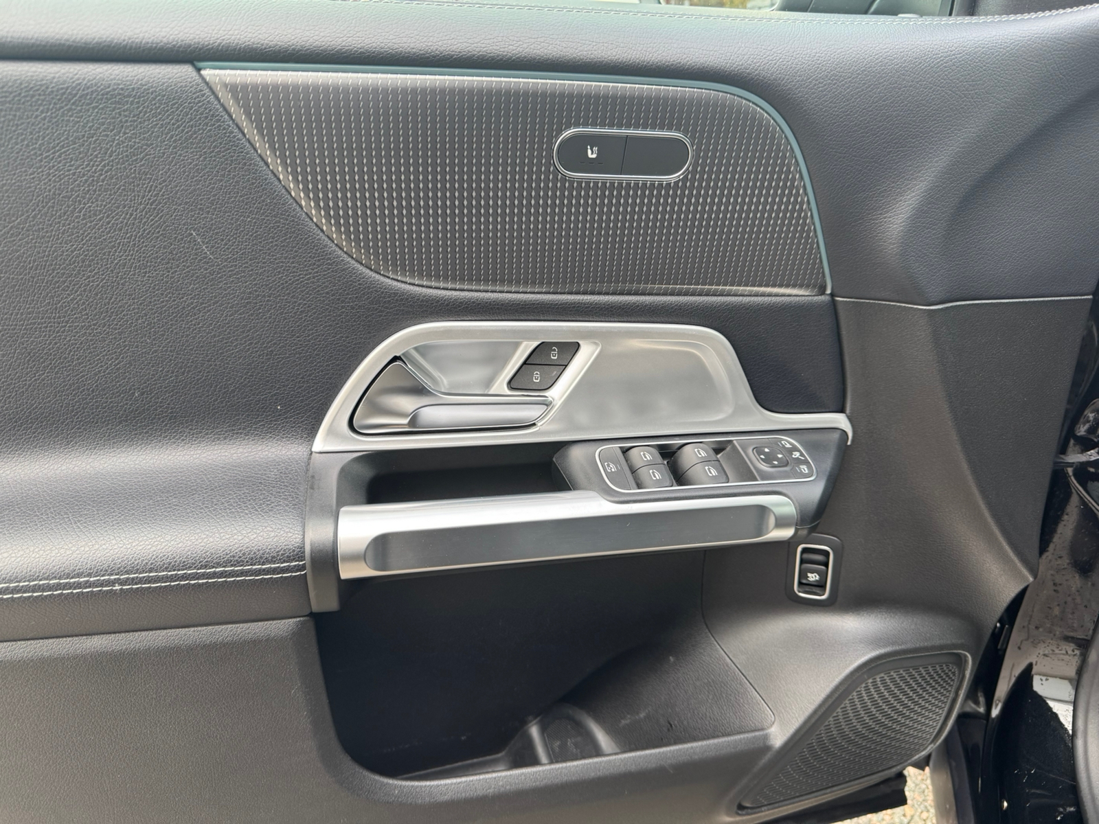Mercedes-Benz GLB 200 d 2020, photo 10/10