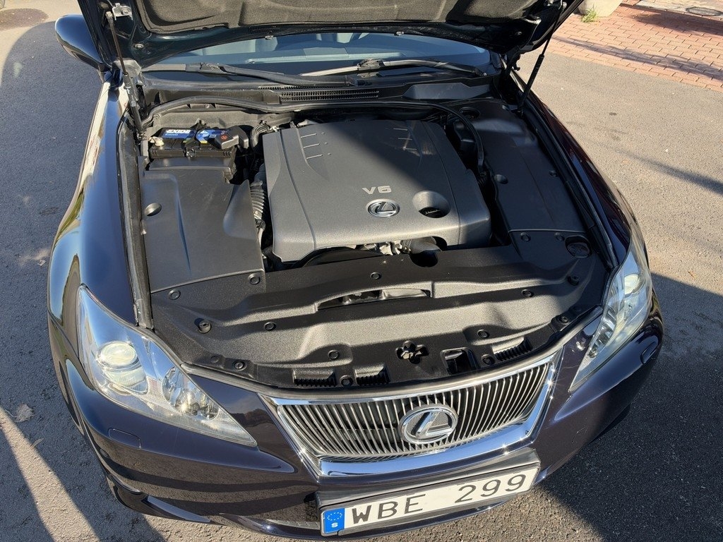 Lexus IS 250 2007, kuva 9/10